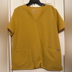 Figs Light Gold worn a few times still in very good condition